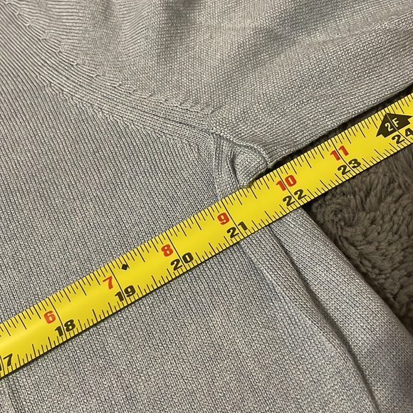 Banana Republic crewneck sweater - Picture 6 of 8